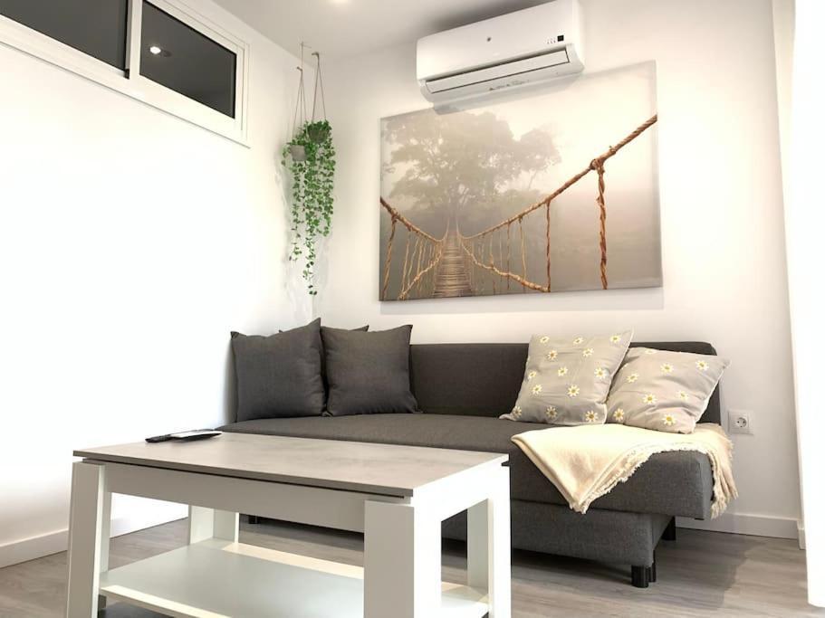 Apartamento Con Encanto Y Piscina フエンヒロラ エクステリア 写真