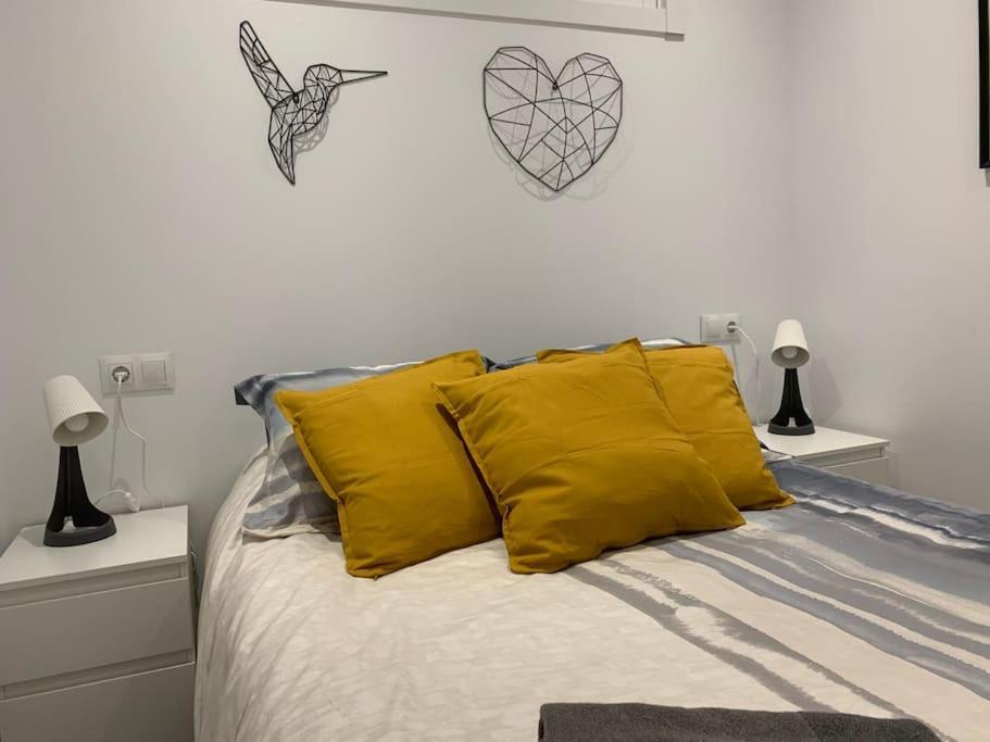 Apartamento Con Encanto Y Piscina フエンヒロラ エクステリア 写真