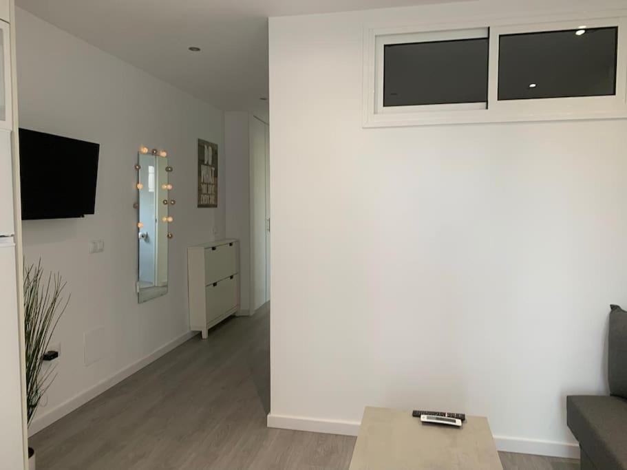 Apartamento Con Encanto Y Piscina フエンヒロラ エクステリア 写真