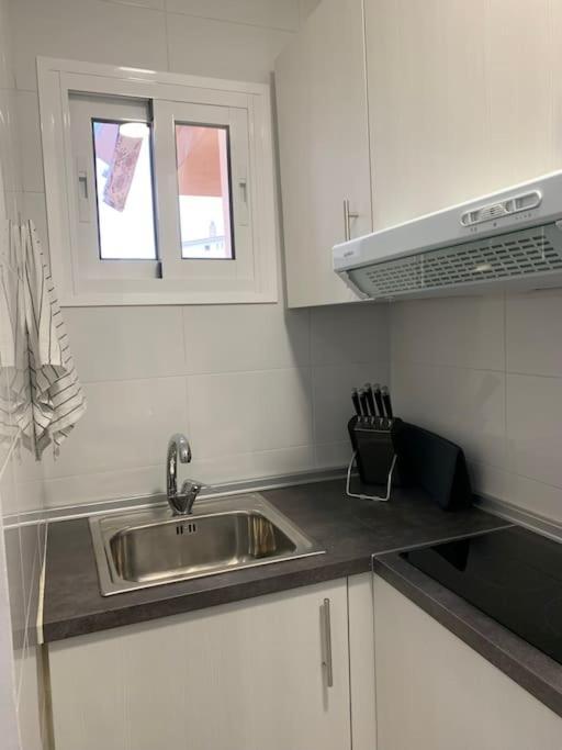 Apartamento Con Encanto Y Piscina フエンヒロラ エクステリア 写真