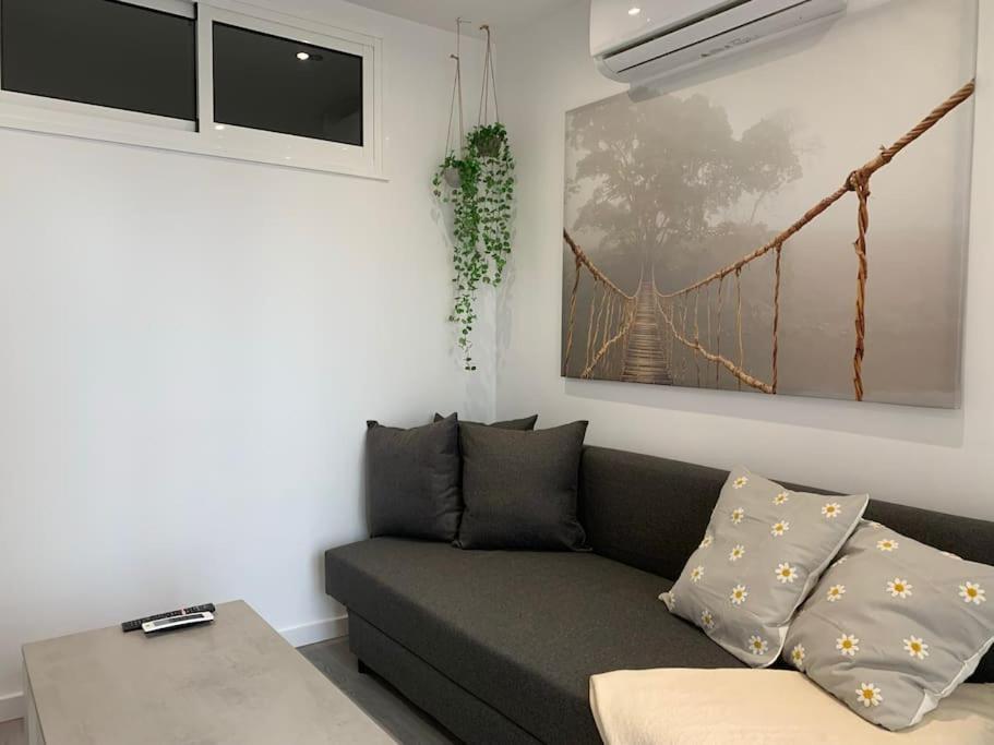 Apartamento Con Encanto Y Piscina フエンヒロラ エクステリア 写真